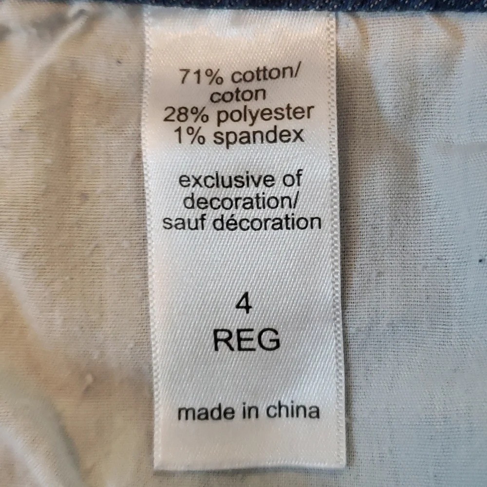 Maurices blue, denim jeans size 4. Excellent pre owned condition. - Picture 5 of 5